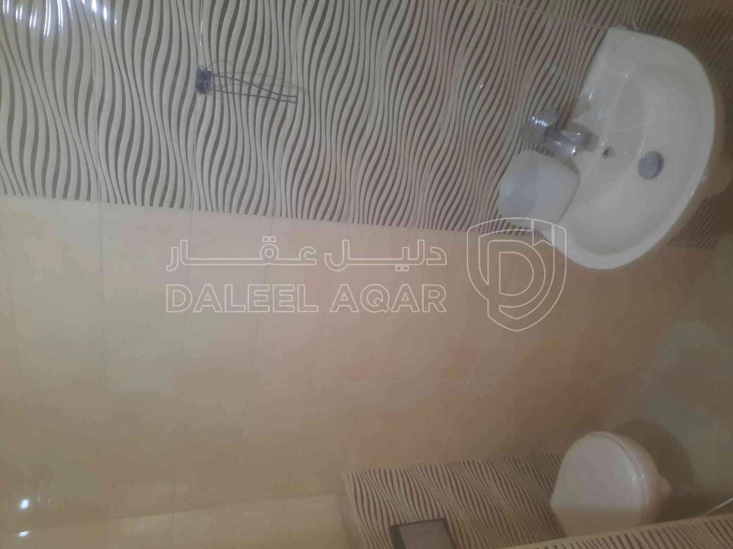 شقة في شقة ارضية مع حدائق للبيع في عرجان - 115,000 دأ - صورة 1