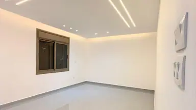 شقة - اربد - دوار الشهيد معاذ الكساسبة - 54000 دأ