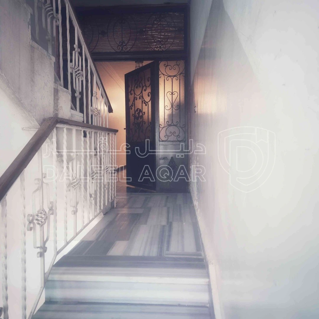 مبنى في عمان جبل عمان الدوار الثاني - 650,000 دأ - صورة 1