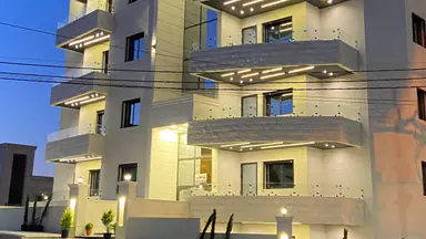 شقة - منطقة ابو السوس  - 85000 دأ