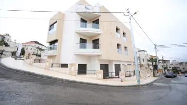 شقة في روف طابقي في دابوق - حي الرحمانية بجانب خزان دابوق - 300,000 دأ - صورة NaN