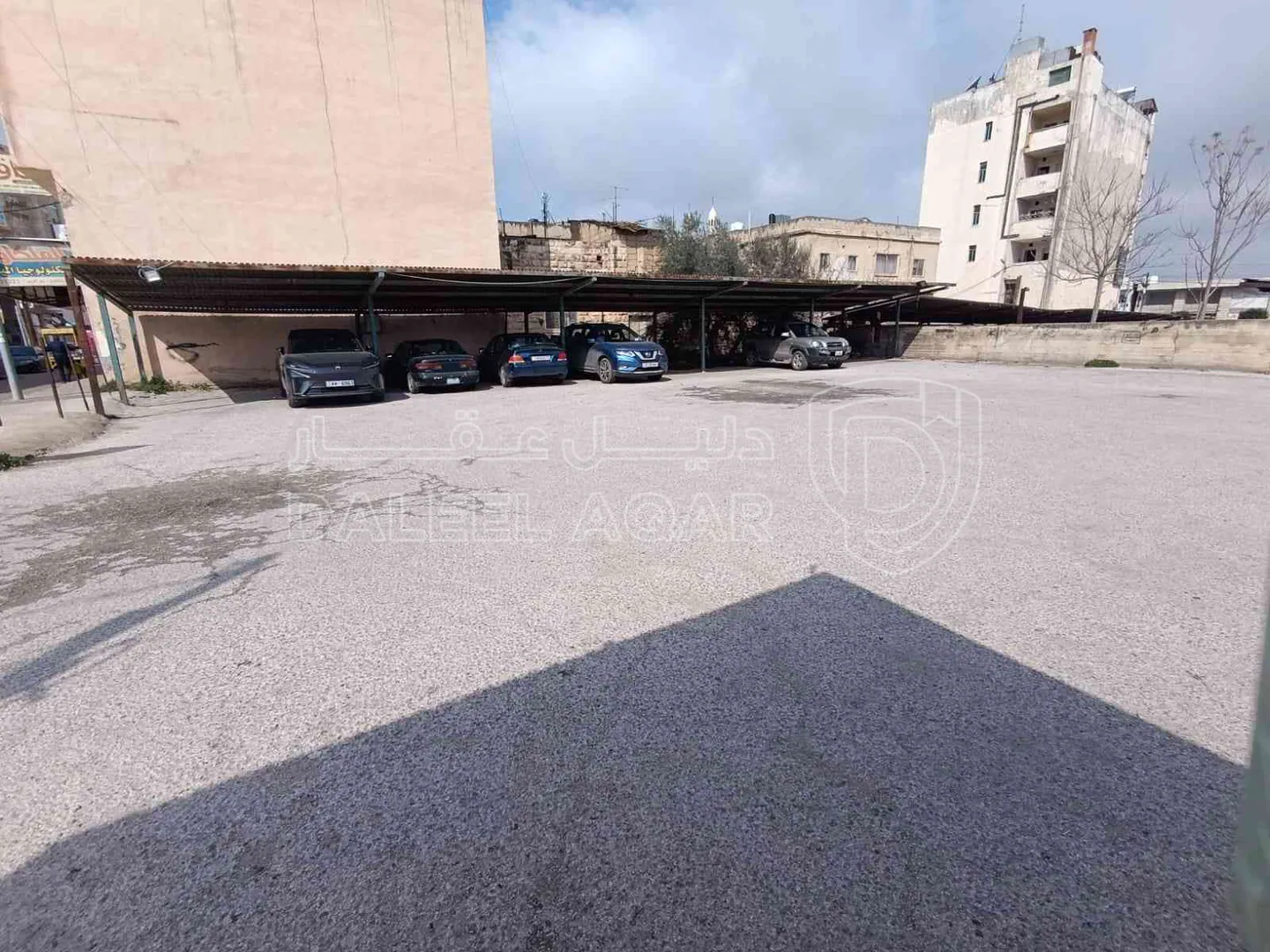 أرض في قطعة ارض مميزة من المالك مباشرة  - 180,000 دأ - صورة 1
