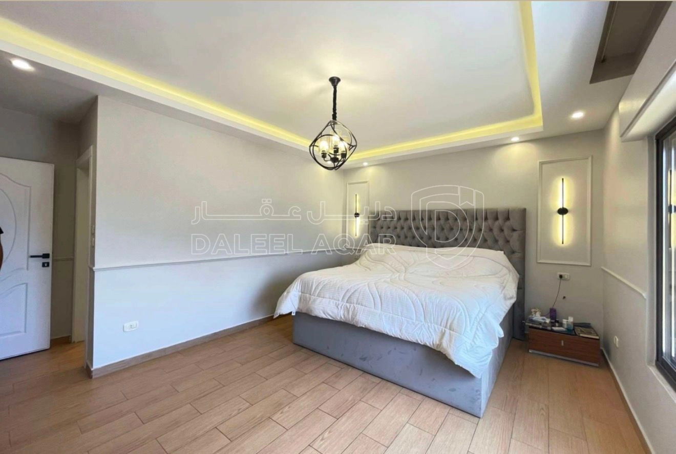 شقة في دابوق - شارع جعفر الزعبي - 235,000 دأ - صورة 1