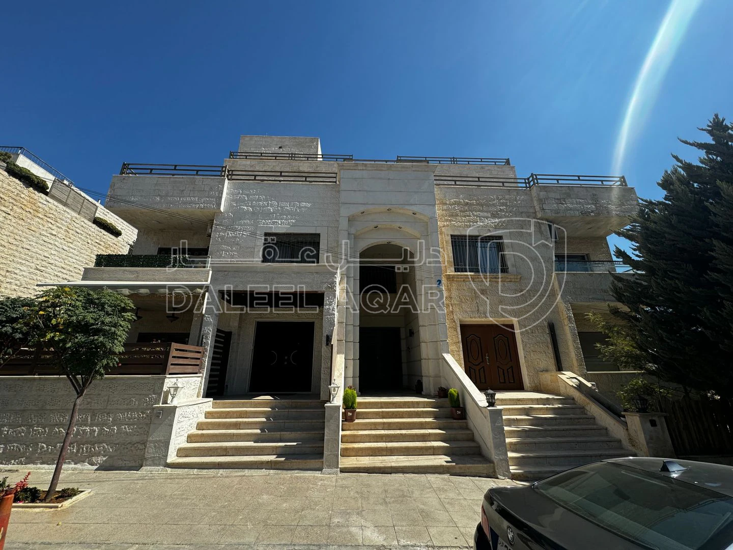 شقة في Abdoun - 200,000 دأ - صورة 1