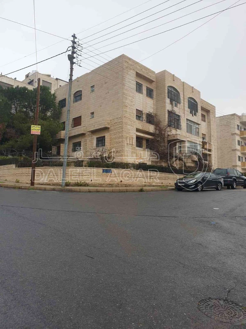 مبنى في الجبيهه - 680,000 دأ - صورة 1