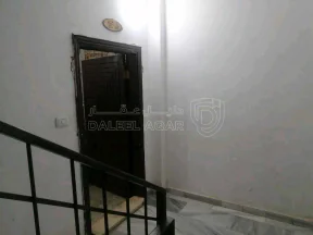 شقة في مقابل منتزه غمدان  - 39,000 دأ - صورة NaN