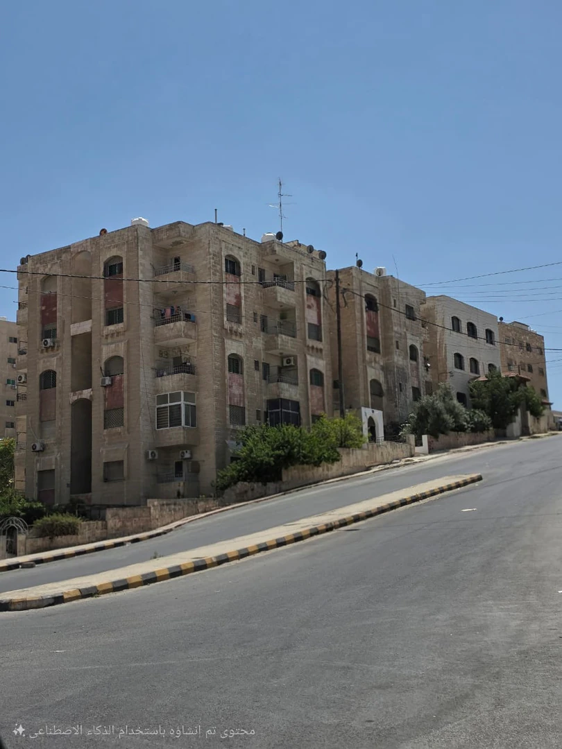 شقة في عمان-ماركاالشمالية/الونانات تبعد ٨٠٠م   - 33,000 دأ - صورة 1