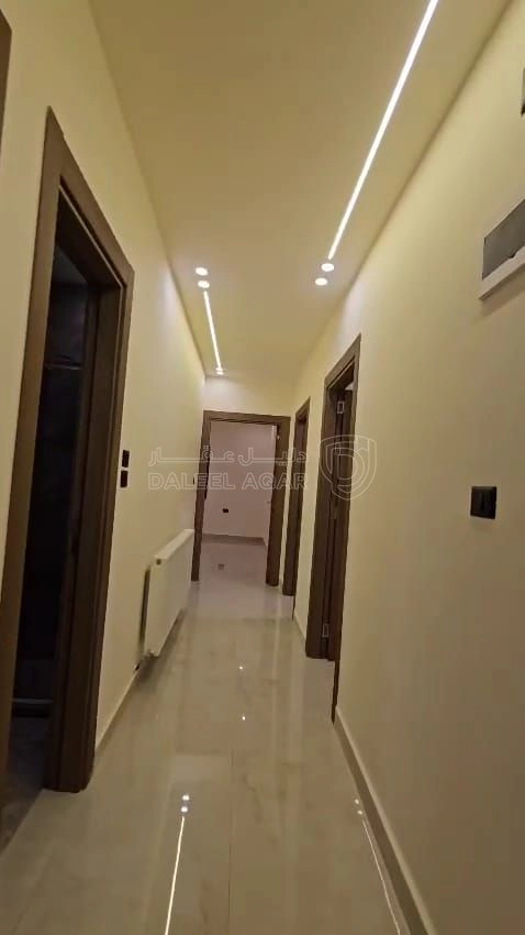 شقة في مرج الحمام - قرب دوار البكري - 130,000 دأ - صورة 1