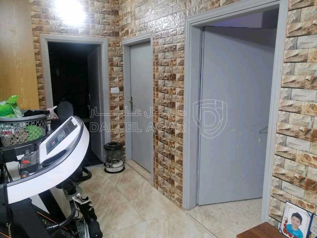 شقة في مقابل منتزه غمدان  - 39,000 دأ - صورة 1