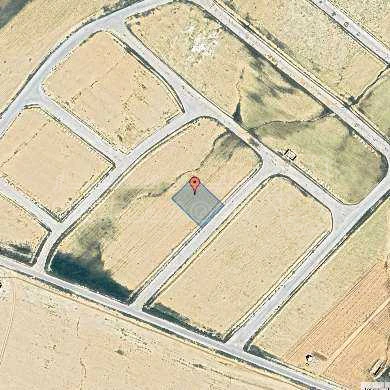 أرض في شمال شرق مطار الملكة علياء الدولي - 30,000 دأ - صورة 1