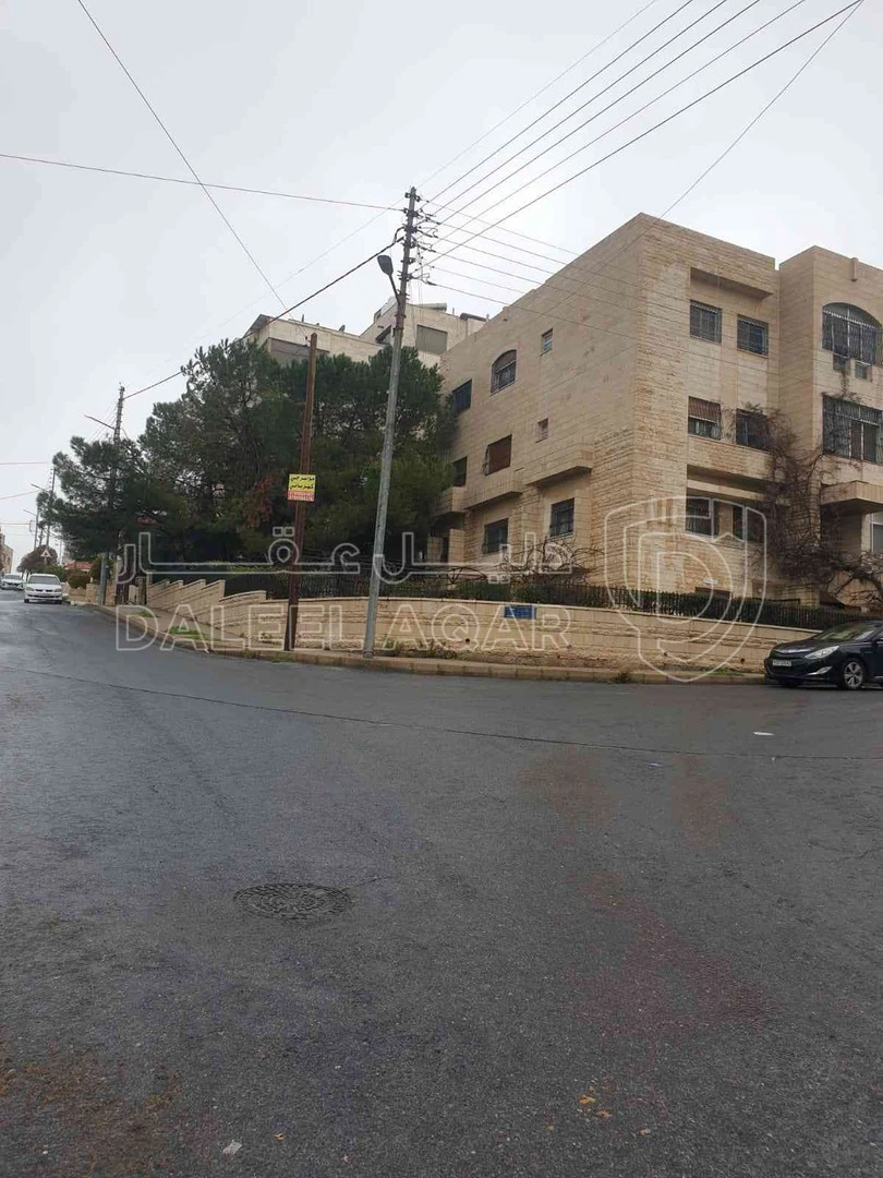 مبنى في الجبيهه - 680,000 دأ - صورة 1