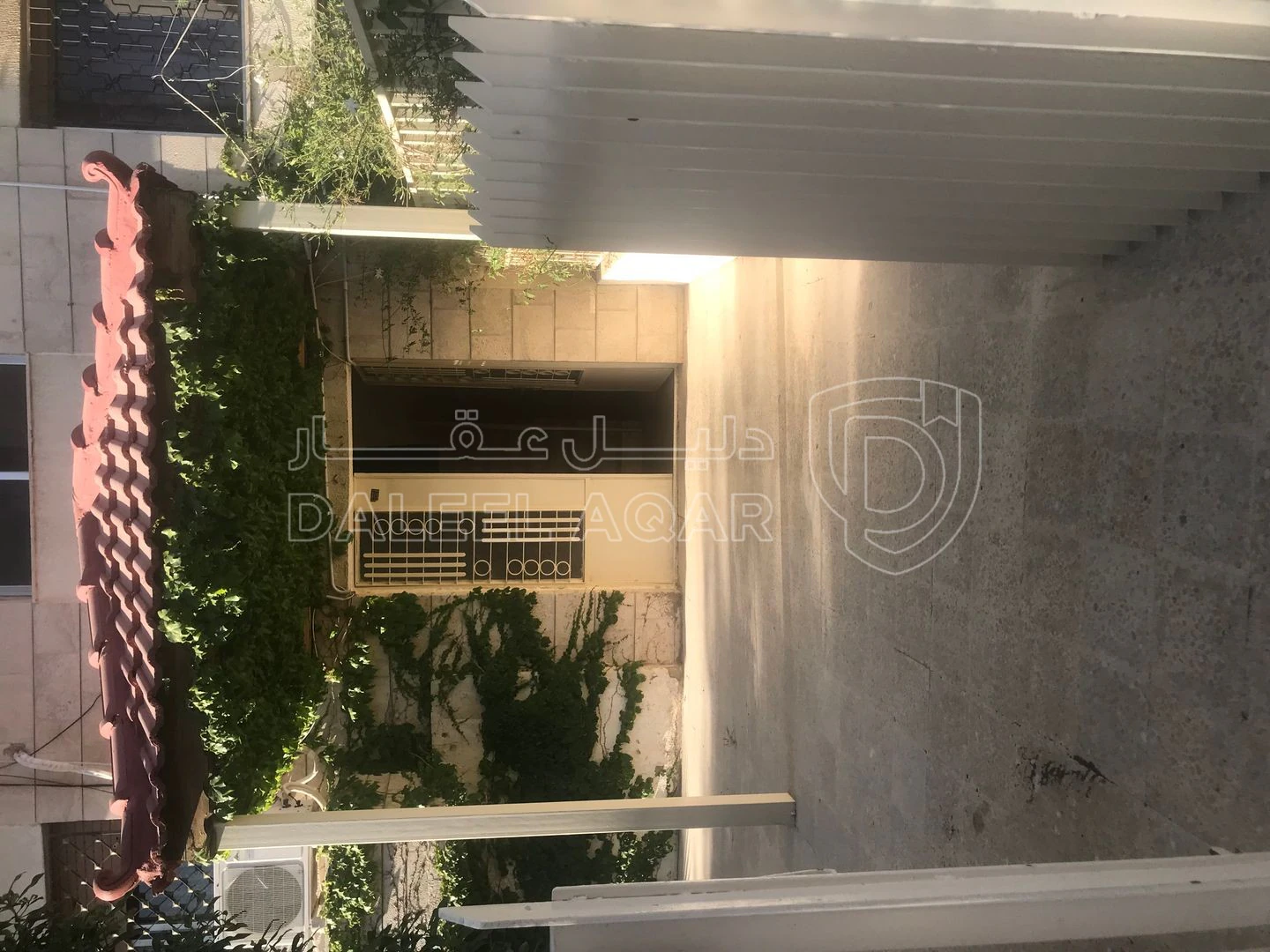 شقة في البنيات قرب جامعة البتراء  - 70,000 دأ - صورة 1