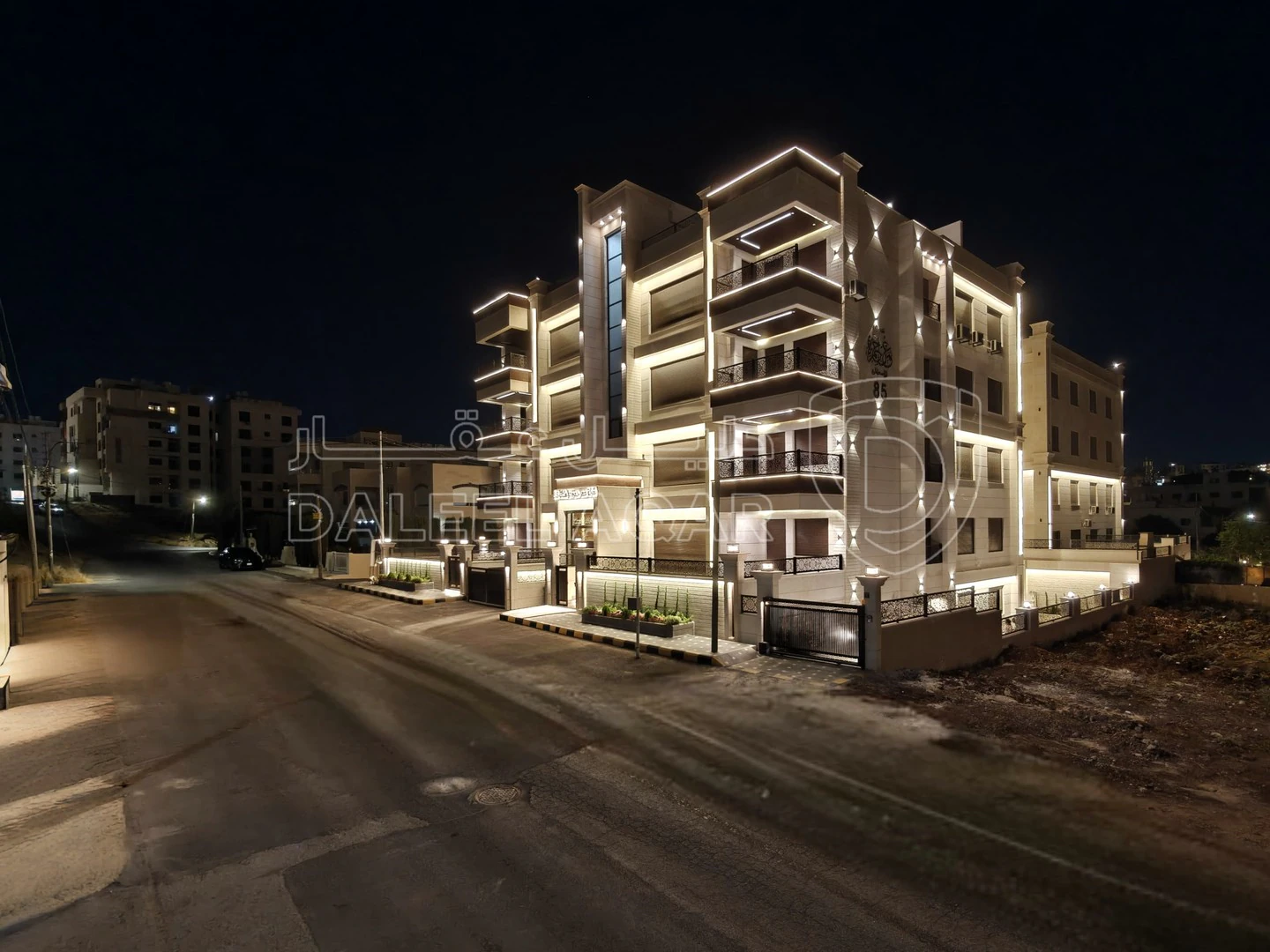 شقة في عمان - ناعور - 175,000 دأ - صورة 1