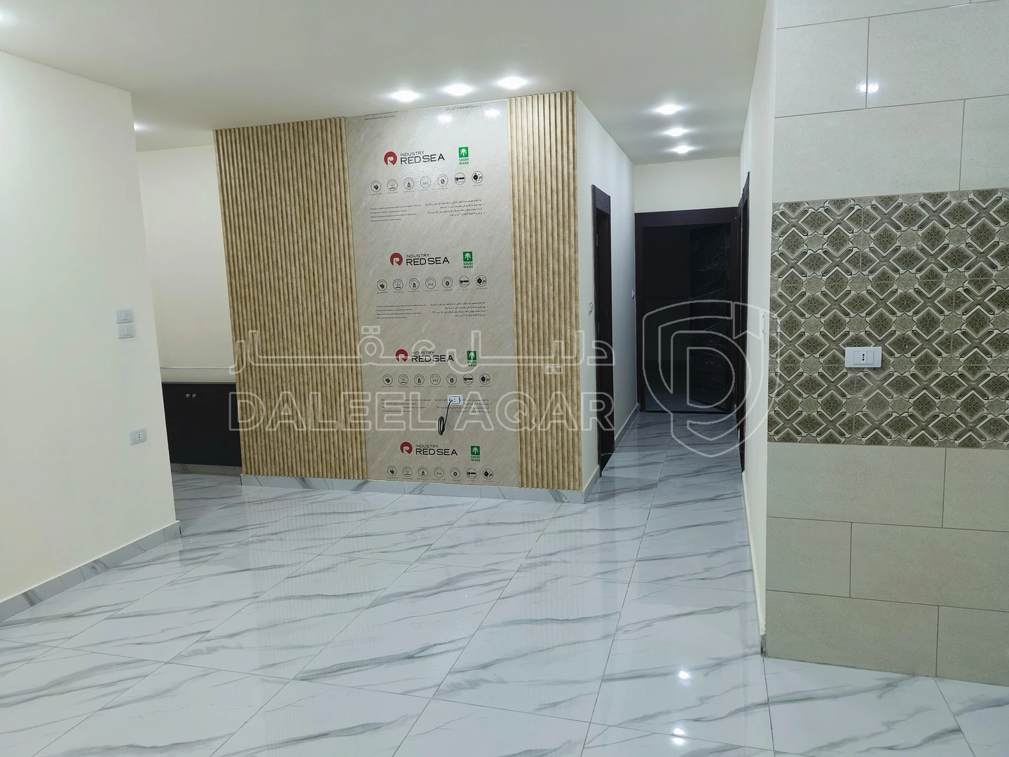 شقة في شركة عمر الفقيه مشروع ٥٤ شقه ١٥٠م طابق ١  - 67,000 دأ - صورة 1