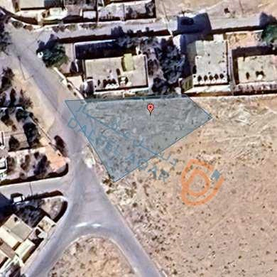 أرض في السخنة بالقرب من بلدية السخنة بجانب الخدمات  - 35,000 دأ - صورة 1