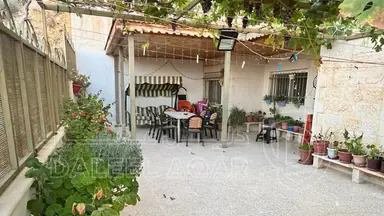 شقة في 🏡 للبيع – شقة بإطلالة ساحرة على وادي الشجرة ومنطقة الدبابنة / السلط – إسكان المهندسين - 65,000 دأ - صورة NaN
