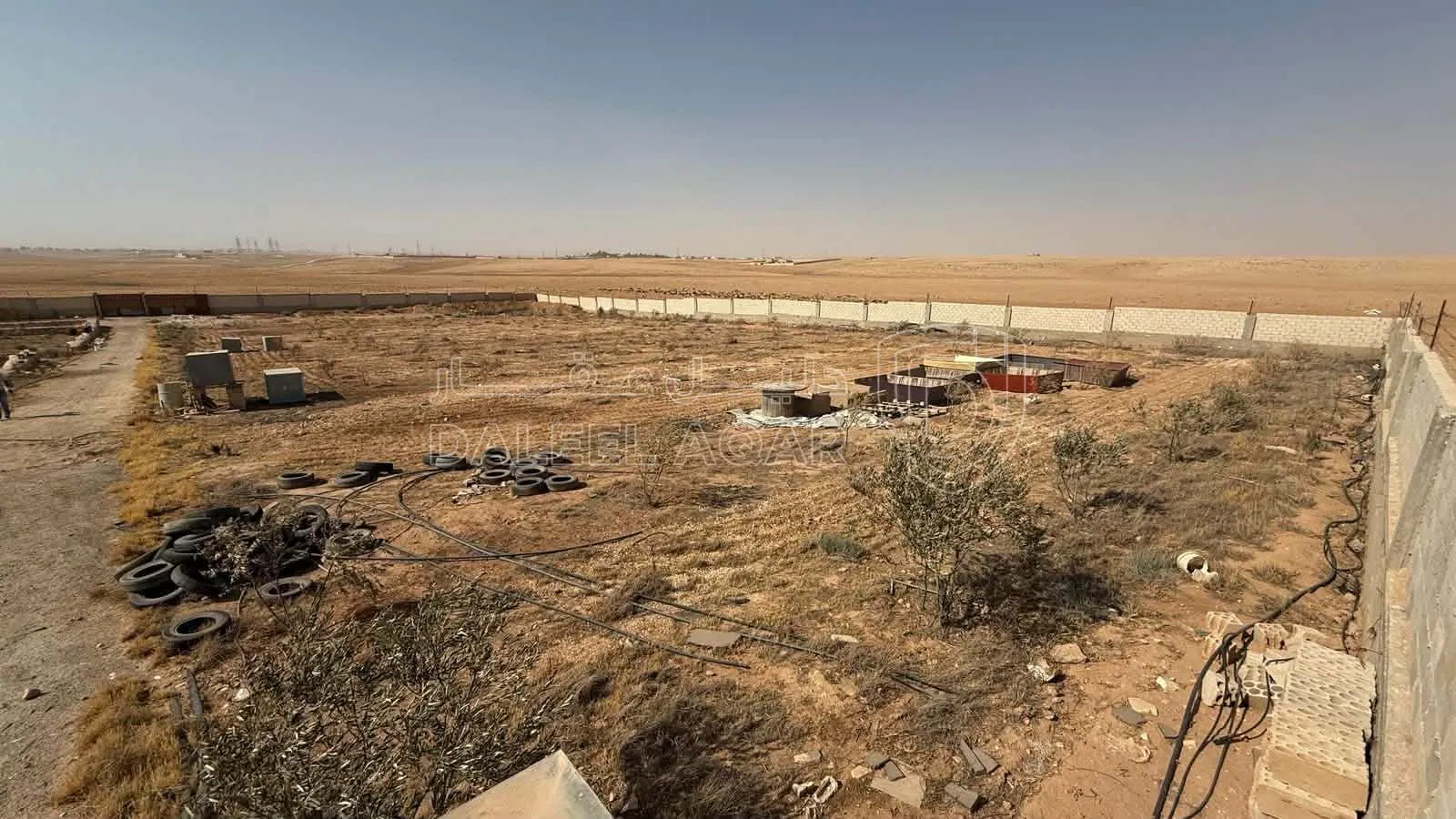 أرض في موقع قريب من مشاريع الاسكان وعمان الادارية - 67,000 دأ - صورة 1