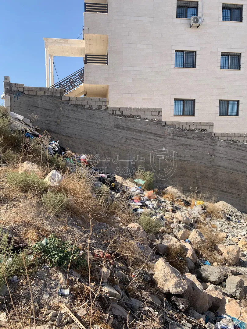 أرض في ابو علندا قرب مسجد عثمان مظعون - 65,000 دأ - صورة 1