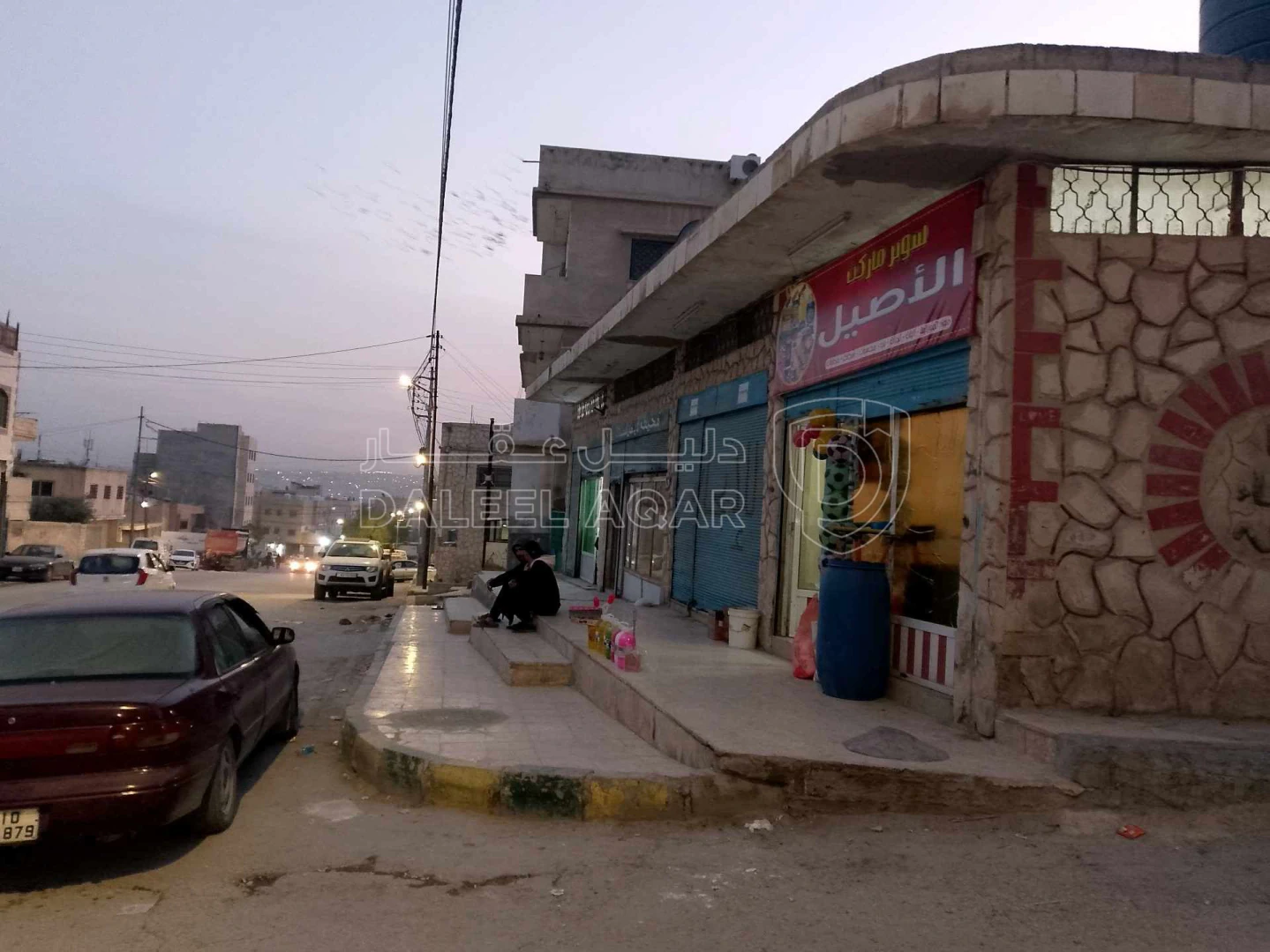 مبنى في الزرقاء حي معصوم مثلث الجبل الاول  - 110,000 دأ - صورة 1