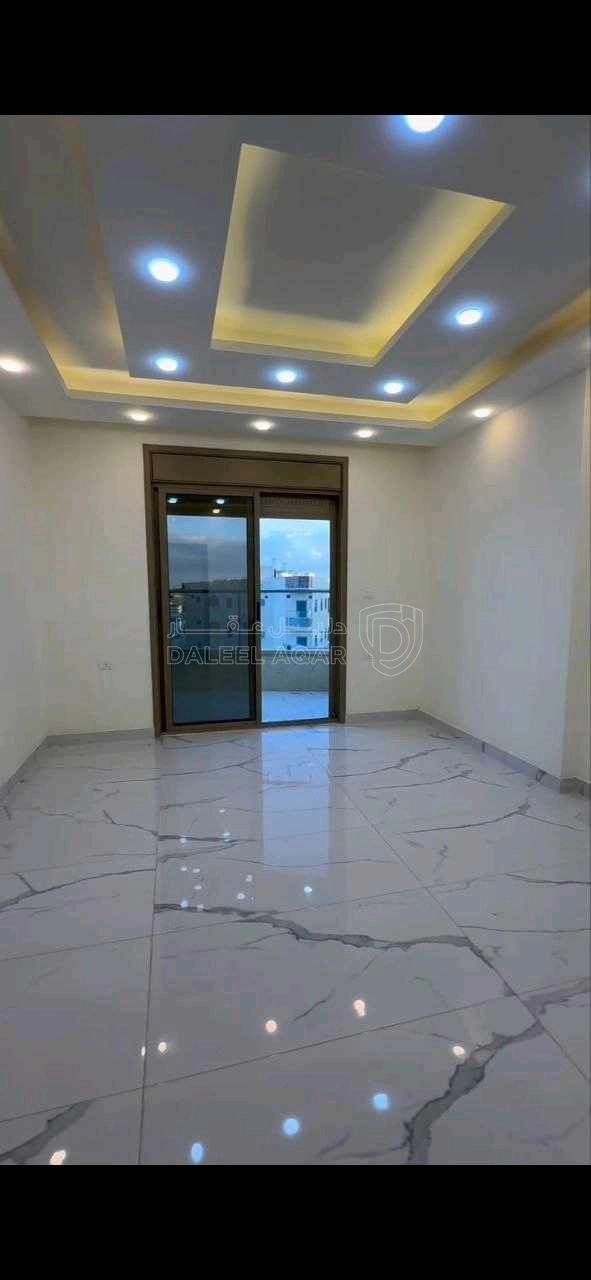شقة في عمان، الجبيهة حي المنصور - 115,000 دأ - صورة 1
