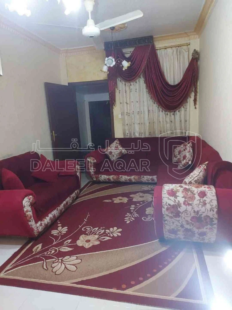 شقة في العاشرة الغربي مقابل مدرسة واحة الفكر الإسلامية - 36,000 دأ - صورة 1