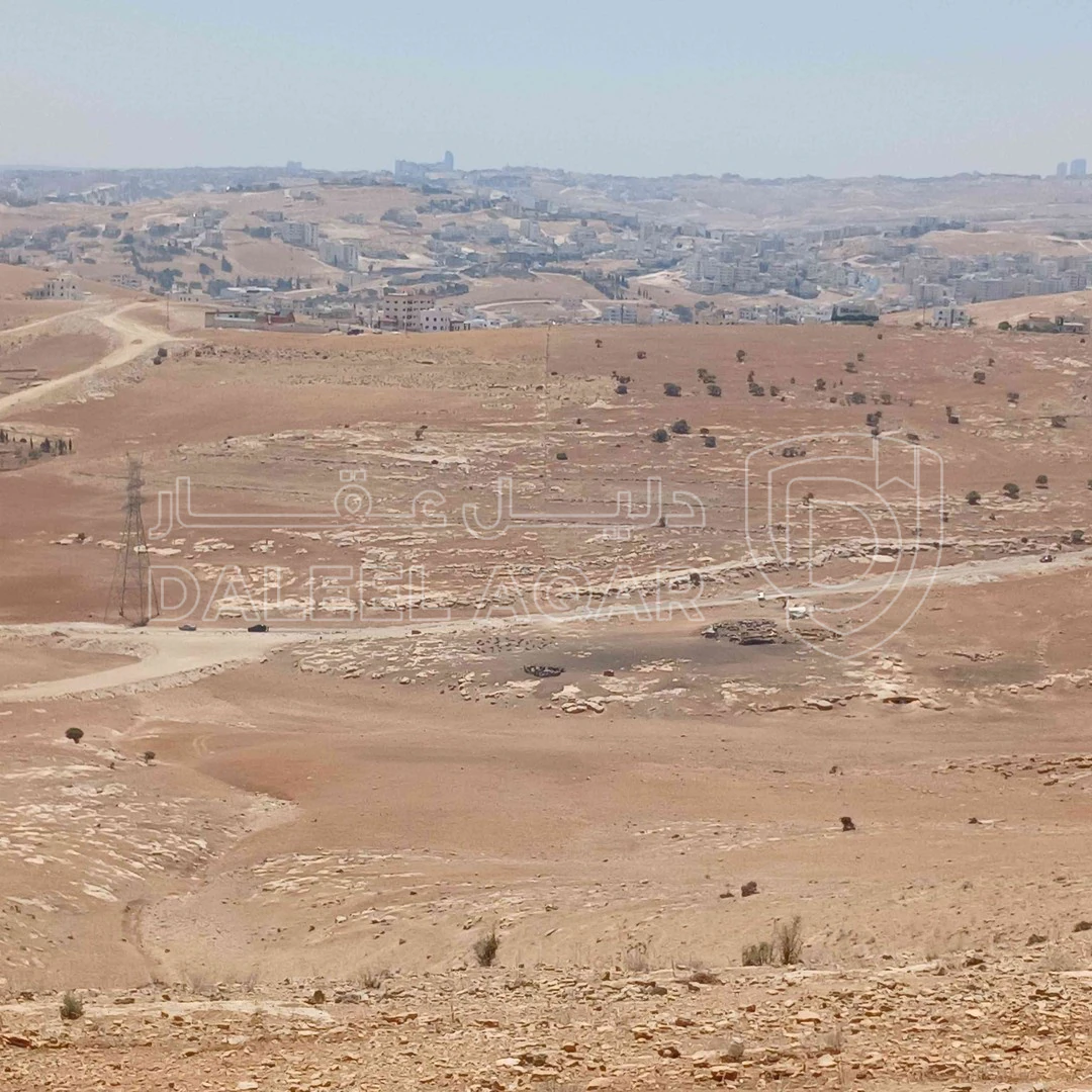 أرض في عمان شفا بدران  حوض المكمان  - 80,000 دأ - صورة 1