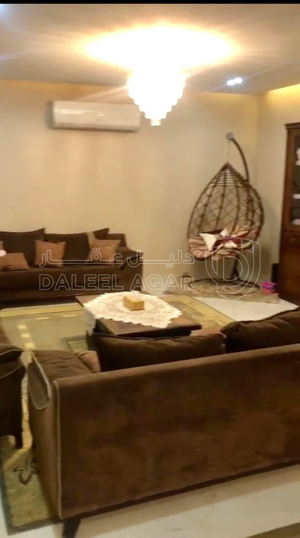 فيلا/منزل في فيلا متلاصقه مميزه جدا بسعر مغري - 190,000 دأ - صورة 1