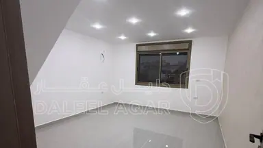شقة - مدينة الشرق - مقابل اسواق العقرباوي  - 59000 دأ