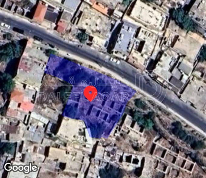 أرض في جبل عمان شارع خرفان مطلي على امانه عمان واسط البلد يوجد بها منسوب تحت الشارع واجهه الارض على الشارع 42 م تنظيم تجاري سكني ضمن سكن د - 150,000 دأ - صورة 1