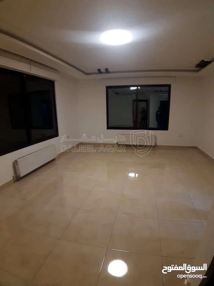 شقة في شارع تاج الملوك عمارة رقم ٢١ - 80,000 دأ - صورة 1