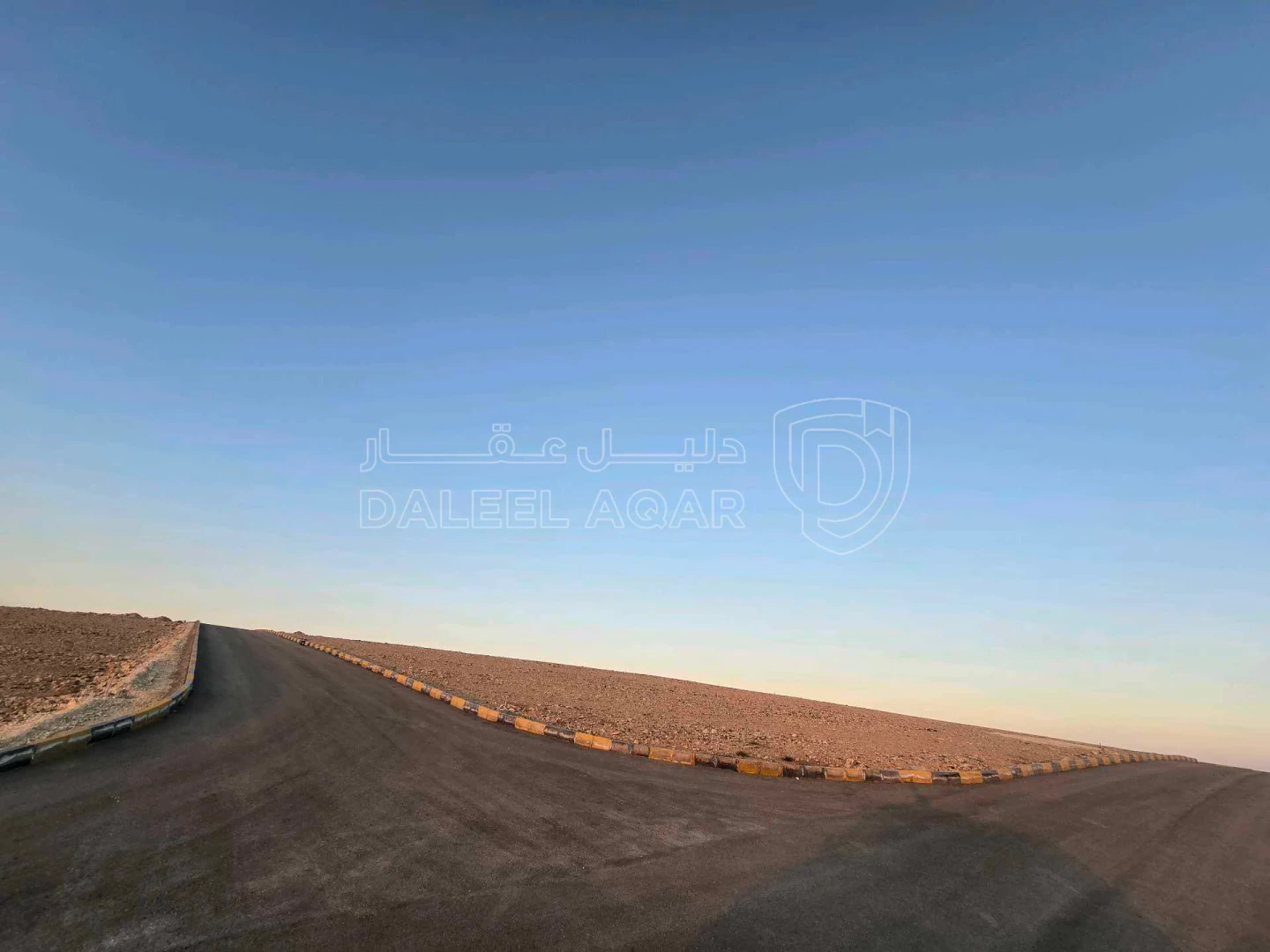 أرض في الموقر :الحاتميه  - 100,000 دأ - صورة 1